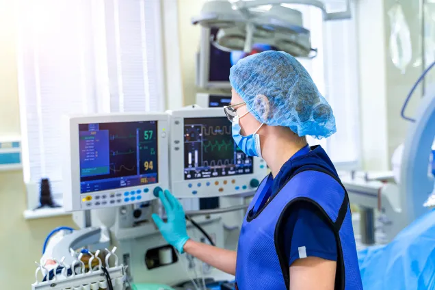 heartbeat monitors and nurse