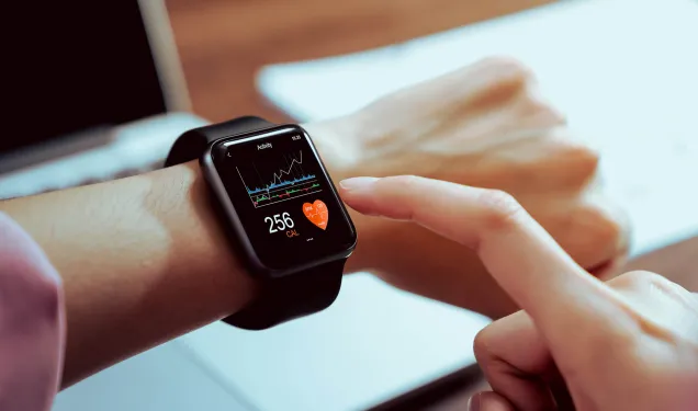smart watch monitor on wrist